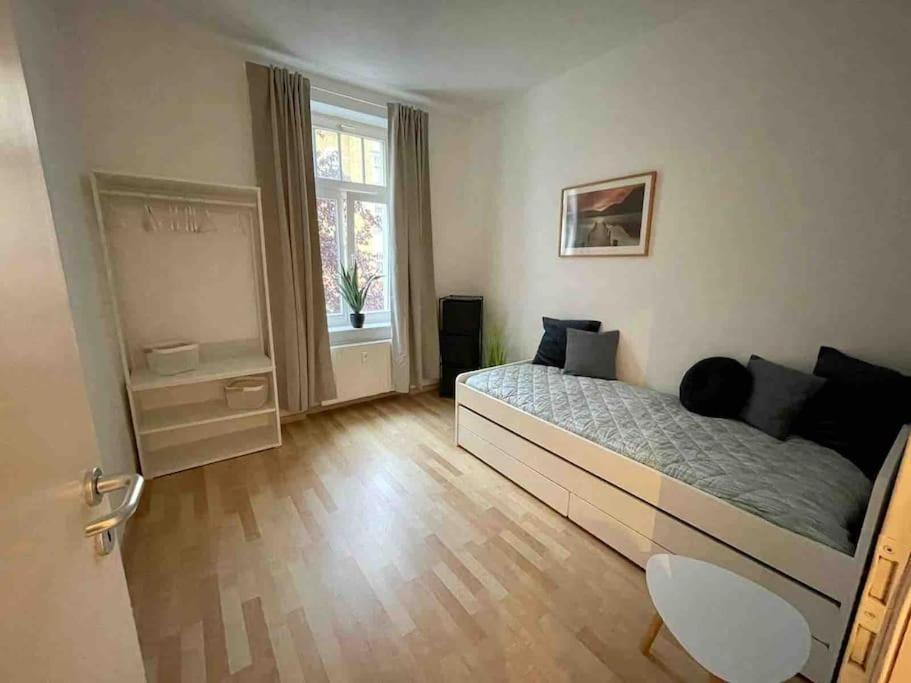 Ein Gemuetlicher Platz Im Gruenderzeitviertel Chemnitz Ngoại thất bức ảnh